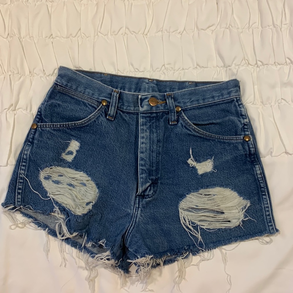 Wrangler Distressed High Waisted Denim Jean Shorts Size 24-25